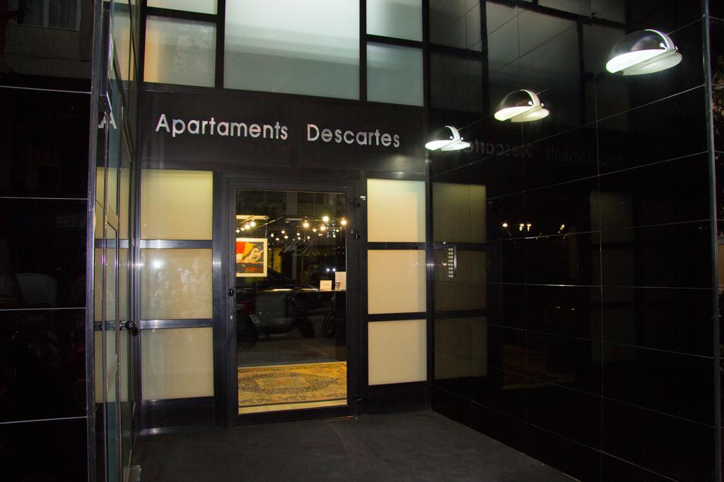 Apartamentos Descartes Barselona Dış mekan fotoğraf